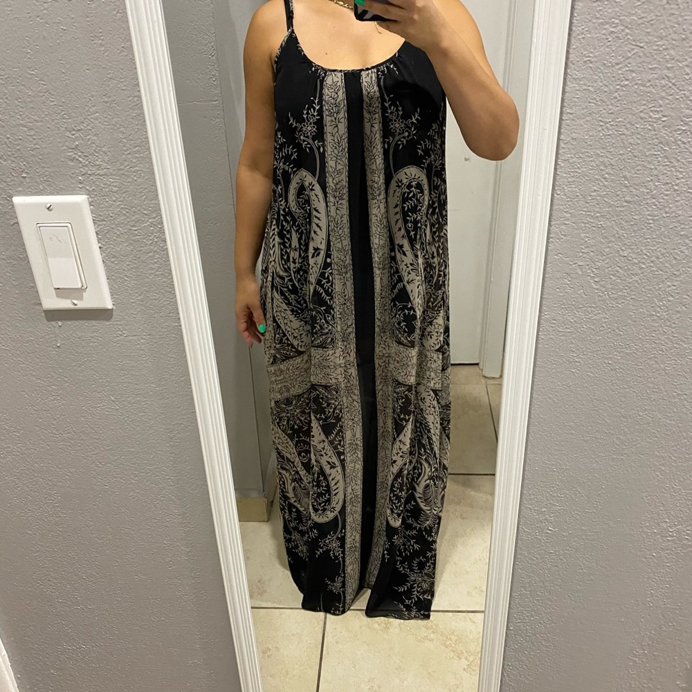 Black maxi dress size L